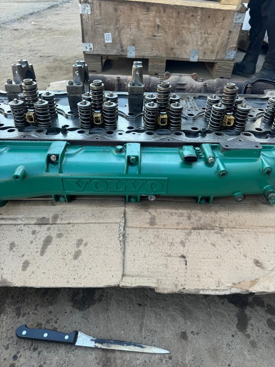 Головка блока цилиндров ГБЦ Volvo D13 21582793